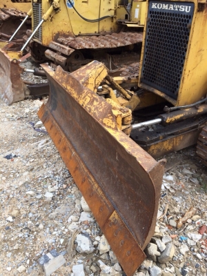 ขายรถแทรกเตอร์ KOMATSU D-20 รุ่น 6