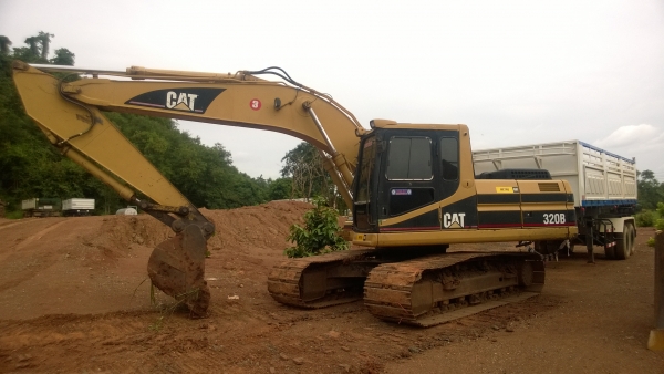 แบคโฮ 320b