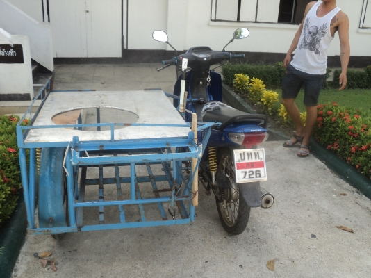 ขายฮอนด้าเวฟ100สำหรับขายของมีพ่วงขา้งทะเบียนไม่ขาดขอขาย7000บาทตามสภาพควันไม่ไหล