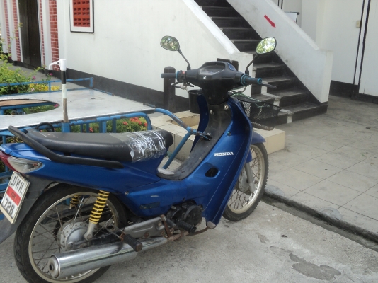 ขายฮอนด้าเวฟ100สำหรับขายของมีพ่วงขา้งทะเบียนไม่ขาดขอขาย7000บาทตามสภาพควันไม่ไหล