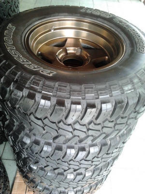 Max ออฟ -20 + Mud 265/75/16 ปี13 Max ออฟ -20 + Mud 265/75/16 ปี13