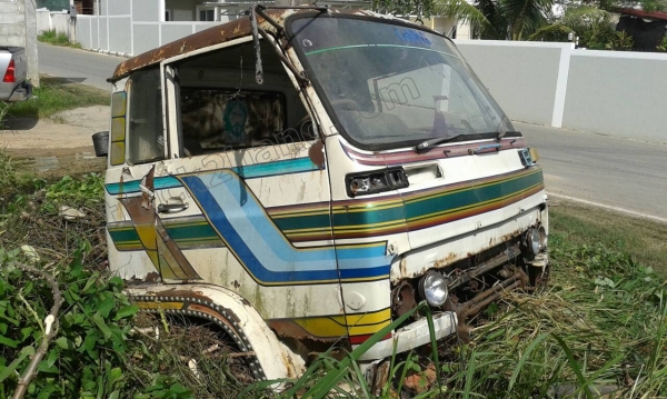 หัวเก๋ง ISUZU JCM และ หัวเก๋ง HINO FL18/FM227 ขายยกชุด 2 หัว