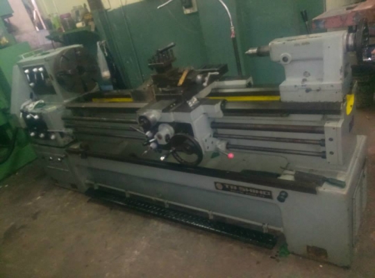 ขายครับขายเครื่องกลึงขนาด 8 ฟุต สีเพลา มีเบรค สภาพใช้งาน 165000 บาท 0814583376 ช่างเอก