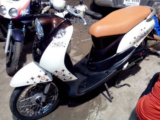 ขายฟีโน่ ปี54 เกย์แยก สภาพตามรูปเลย สวยมากๆครับครื่องเดิมๆหมดคับ เครื่องดี ขายถูกๆสนใจสอบถามได้ที่ 081-7098794 ทะเบียนพร้อมโอน