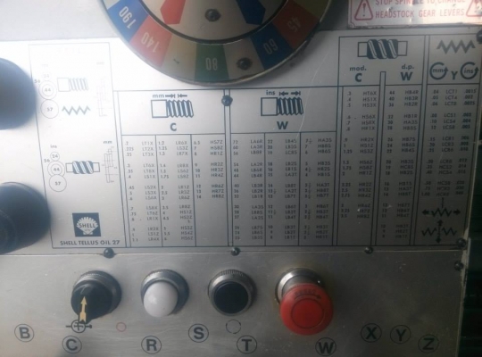 ายครับขายเครื่องกลึงไต้หวัน ยี่ห้อ dashin 3 เพลา เบรค สภาพบิวใหม่ 0814583376 ช่างเอก