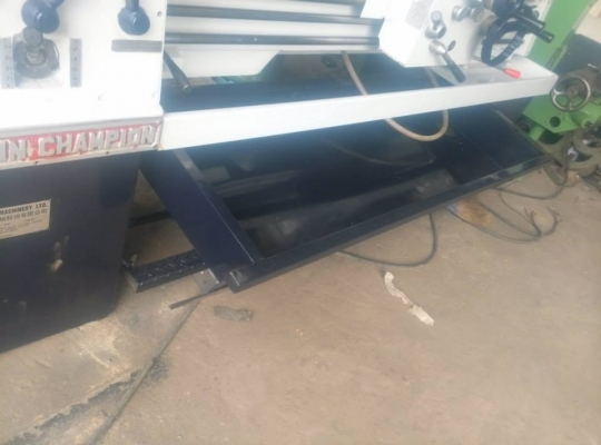 ายครับขายเครื่องกลึงไต้หวัน ยี่ห้อ dashin 3 เพลา เบรค สภาพบิวใหม่ 0814583376 ช่างเอก