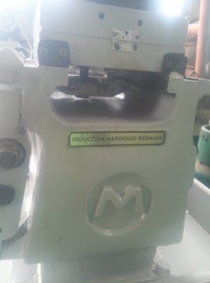 ายครับขายเครื่องกลึงไต้หวัน ยี่ห้อ dashin 3 เพลา เบรค สภาพบิวใหม่ 0814583376 ช่างเอก