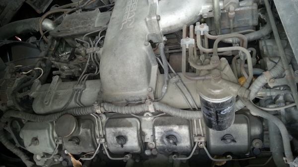 ขายเครื่อง NISSAN  RE 10 10สูบ 370แรงม้า สวยเดิมเครื่องยังอยู่ในรถ สตาร์ดเครื่องรองได้ ชอบค่อยถอดขาย