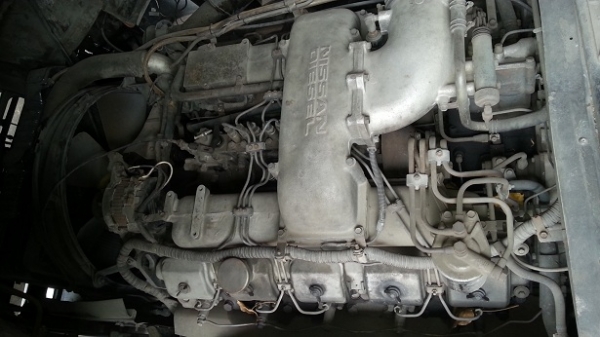 ...ขายเครื่อง NISSAN  RE 10 10สูบ 370แรงม้า สวยเดิมเครื่องยังอยู่ในรถ สตาร์ดเครื่องรองได้ ชอบค่อยถอดขายเครื่องสวย ไม่หลวม ไม่เยื้อม สตาร์ติดง่ายเดินเรียบไม่ค่อยได้ใช้