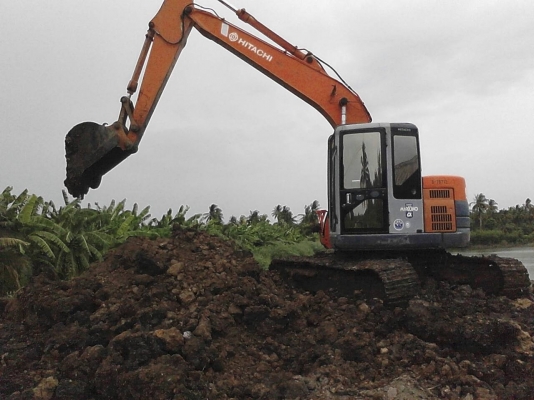 ขายแมกโคฮิตาชิ135srไฟฟ้าครบเอกสารอินวอย์เสีเดิม