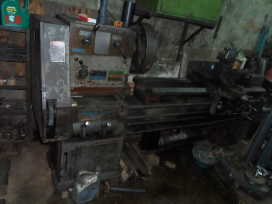 ขายครับขายเครื่องกลึงไต้หวันขนาด 8 ฟุต 3 เพลา ลูกปืนดัง สภาพใช้งาน 98000 บาท 0814583376 ช่างเอก