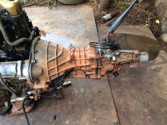 ขายเครื่อง ISUZU มังกรทอง 2500cc พร้อมเกียร์