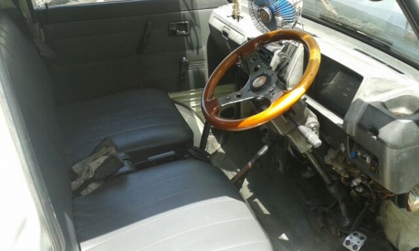 กะป๊อ 4wd suzuki st-90  ป้ายขาว รถสวยบางๆเดิมๆ ขับขี่สมบูรณ์ ตู้แอร์ เล่มชุดโอนครบ ช้าอด