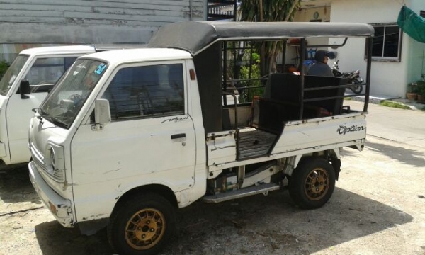 กะป๊อ 4wd suzuki st-90  ป้ายขาว รถสวยบางๆเดิมๆ ขับขี่สมบูรณ์ ตู้แอร์ เล่มชุดโอนครบ ช้าอด