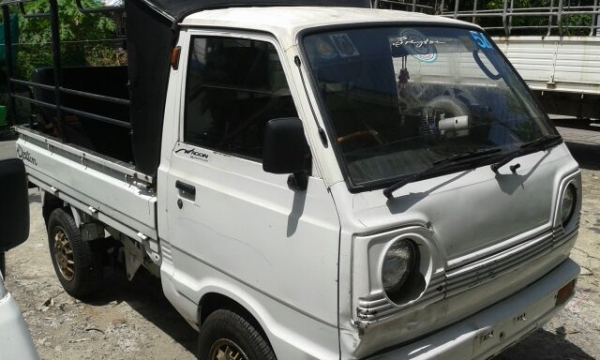 กะป๊อ 4wd suzuki st-90  ป้ายขาว รถสวยบางๆเดิมๆ ขับขี่สมบูรณ์ ตู้แอร์ เล่มชุดโอนครบ ช้าอด