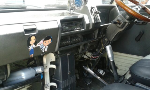 กะป๊อ 4wd suzuki st-90  ป้ายขาว รถสวยบางๆเดิมๆ ขับขี่สมบูรณ์ ตู้แอร์ เล่มชุดโอนครบ ช้าอด