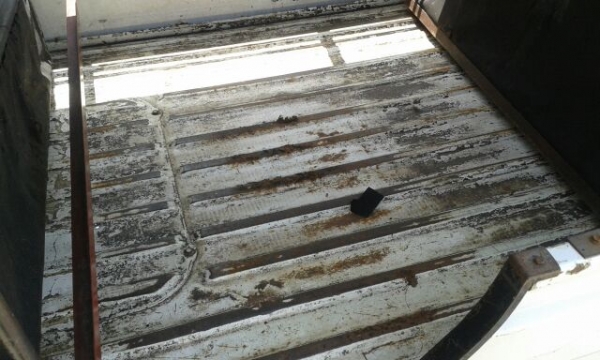 กะป๊อ 4wd suzuki st-90  ป้ายขาว รถสวยบางๆเดิมๆ ขับขี่สมบูรณ์ ตู้แอร์ เล่มชุดโอนครบ ช้าอด