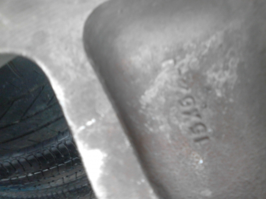 ขอบ 15 พร้อมยาง DUNLOP GRANDTREK 235/70R15 ขาย 4 ล้อ 4800 บาท TEL.081-427-3941 ขอบ 15 พร้อมยาง DUNLOP GRANDTREK 235/70R15 ขาย 4 ล้อ 4800 บาท TEL.081-427-3941