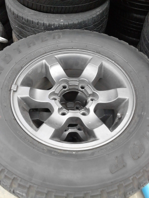 ขอบ 15 พร้อมยาง DUNLOP GRANDTREK 235/70R15 ขาย 4 ล้อ 4800 บาท TEL.081-427-3941 ขอบ 15 พร้อมยาง DUNLOP GRANDTREK 235/70R15 ขาย 4 ล้อ 4800 บาท TEL.081-427-3941