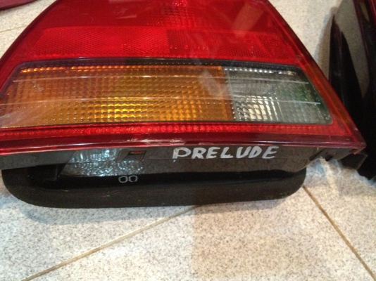 ไฟท้าย Honda prelude