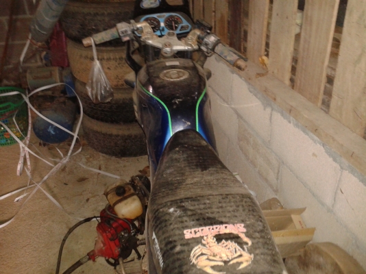 ขายYAMAHA VR R 150 สีน้ำเงินรถจอดนานไม่ได้ใช้งาน