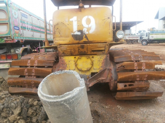 ขายรถแทรกเตอร์D5Dพร้อมใช้งาน