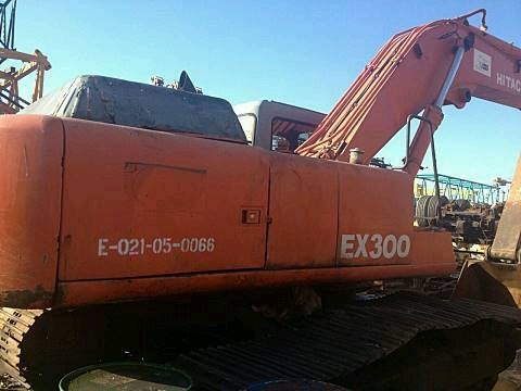 **1,200,000 บ.ต่อรอง**ขายแบคโฮ สภาพสวย HITACHI EX300-3 ไฟฟ้าเต็ม เครื่องเดิมปั้มเดิม แน่นๆแห้งไม่มีเยิ้ม ปั้มดีแรง ทำงานดีไม่โหลด เอวแน่นตึ๊บ ช่วงล่าง โซ่แทร็ก โรลเลอร์ เฟรม สป็อคเก็ต แคเรีย สภาพ 80-90\% บูมอาร์มสวย บอดี้สวย สีสันสวย พร้อมใช้งาน เอกสารเล่ม **1,200,000 บ.ต่อรอง**ขายแบคโฮ สภาพสวย HITACHI EX300-3 ไฟฟ้าเต็ม เครื่องเดิมปั้มเดิม แน่นๆแห้งไม่มีเยิ้ม ปั้มดีแรง ทำงานดีไม่โหลด เอวแน่นตึ๊บ ช่วงล่าง โซ่แทร็ก โรลเลอร์ เฟรม สป็อคเก็ต แคเรีย สภาพ 80-90\% บูมอาร์มสวย บอดี้สวย สีสันสวย พร้อมใช้งาน เอกสารเล่ม