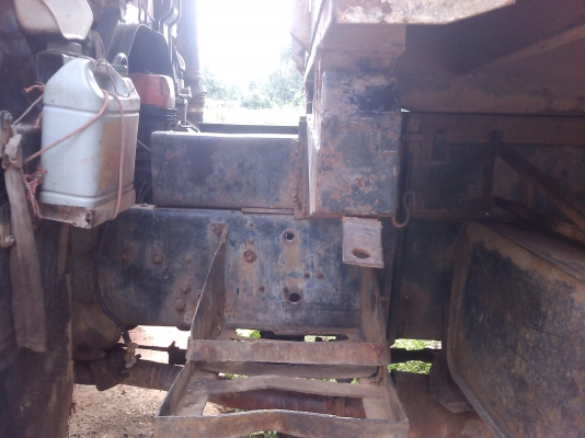 ขายสิบล้อFXZ13NFY-210HPสองเพลาดั้ม