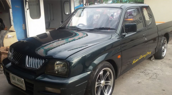 ยครับ 99000มิตซูสตาด้าแค็บ ปี 1998 โทรเลยครับ 0866668500