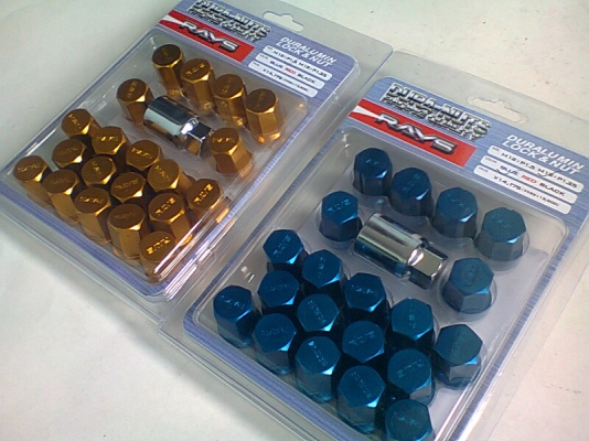 น็อตแต่งล้อ RAYS