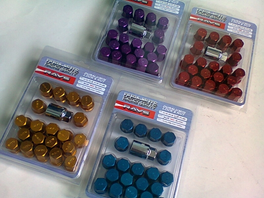 น็อตแต่งล้อ RAYS