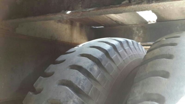 รถมิตซู 10 ล้อ ท้ายลาด FN527M - A  / 190 แรงม้า  ( บรรทุกแท่งน้ำ )  สนใจติดต่อ  081 - 6079515