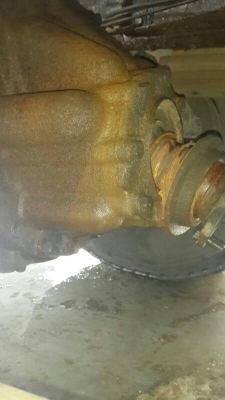 รถมิตซู 10 ล้อ ท้ายลาด FN527M - A  / 190 แรงม้า  ( บรรทุกแท่งน้ำ )  สนใจติดต่อ  081 - 6079515