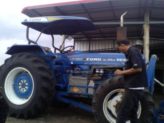 ขาย FORD 6610 4x4 เพลาหน้า Zf พี่ ปวินท์ณัฐ อ.ตาคลี มัดจำไว้ 20000 ครับ