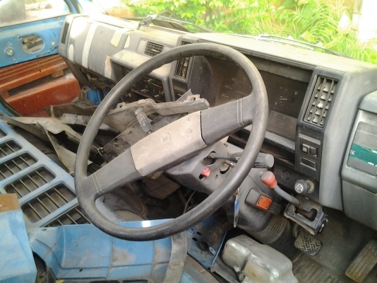 ขายหัวรถอีซูซุNKRหัว6ล้อ4ล้อเล็ก เก่านอกเหลือ2หัว แล้วครับ อุปกรณ์ครบขายราคาสุดท้ายเพียง7วัน เท่านั้นมาก่อนได้ก่อนหัวล่ะ35000 หากเอา2หัว 62000 เอาไปเลยครับ