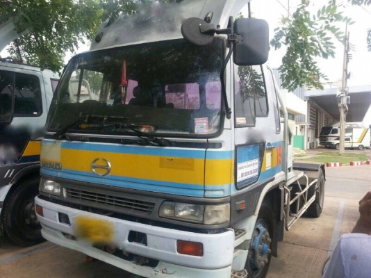 รถฮีโน่ 6 ล้อ หัวลาก FF1J / 210 แรงม้า. ปี 41 - 42  (  มีขาย 3 คัน. )  สนใจติดต่อ  081 - 6079515