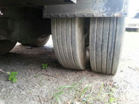 รถฮีโน่ 10 ล้อ หลังถนน FM1A  /  344 แรงม้า. ปี 52  ( ขายแม่ , ลูก )   สนใจติดต่อ  081 - 6079515