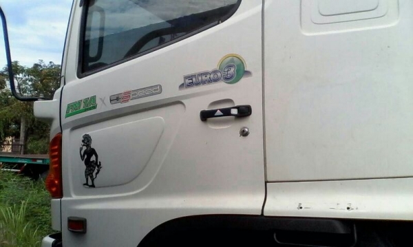 รถฮีโน่ 10 ล้อ หลังถนน FM1A  /  344 แรงม้า. ปี 52  ( ขายแม่ , ลูก )   สนใจติดต่อ  081 - 6079515