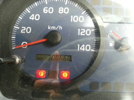 รถฮีโน่ 10 ล้อ หลังถนน FM1A  /  344 แรงม้า. ปี 52  ( ขายแม่ , ลูก )   สนใจติดต่อ  081 - 6079515