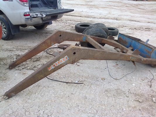 ขายผานดันหน้ารถไถกลาง สอบถามได้