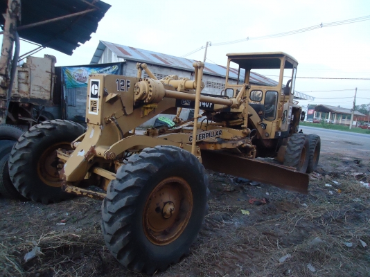 ขายด่วนรถเกรดCAT12Fรถสภาพพร้อมใช้งานเครืองดีตัวรถสวย ขายด่วนรถเกรดCAT12Fรถสภาพพร้อมใช้งานเครืองดีตัวรถสวย