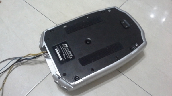 Sub Box JVC วางใต้เบาะ เสียงเบสตึบๆ สวยๆ เสียงดี