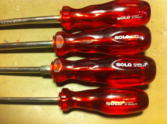 ไขควงแบน SOLO คุณภาพสูงปลายแข็งพิเศษ ขายชุด 4 ตัว ไขควงแบน SOLO คุณภาพสูงปลายแข็งพิเศษ ขายชุด 4 ตัว