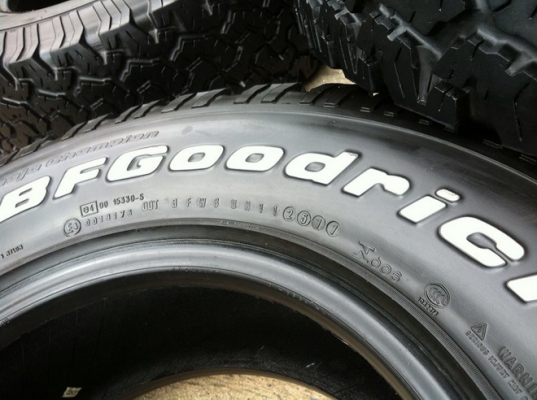 ขายยาง BF Goodrich All-terrain ขนาด 265 75 r16 ปี11