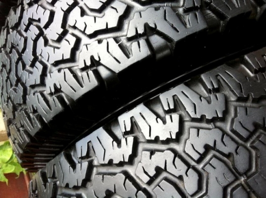 ขายยาง BF Goodrich All-terrain ขนาด 265 75 r16 ปี11