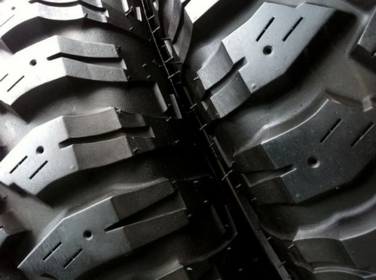 ขายยางMud Maxxis Bighorn MT762 ขนาด 285 75 R16 ดอกเต็ม