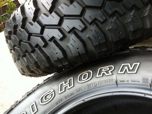 ขายยางMud Maxxis Bighorn MT762 ขนาด 285 75 R16 ดอกเต็ม