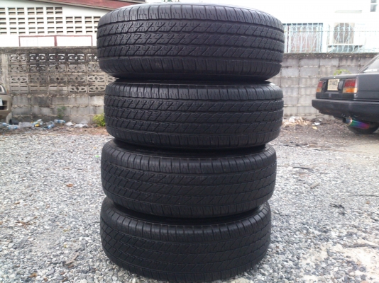 ขายแม็กTOYOTA VIGOพร้อมยางมิชลิน 265/65R17 ยางสัปดาห์ที่31 ปี11 ดอกยางเท่ากัน จำนวน 1 ชุด  พร้อมน๊อตแท้ 24 ตัว