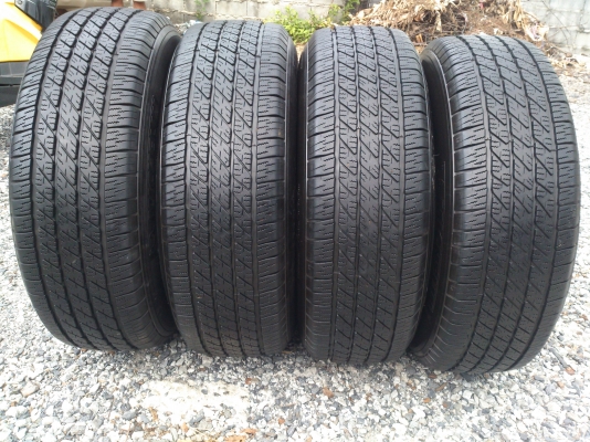 ขายแม็กTOYOTA VIGOพร้อมยางมิชลิน 265/65R17 ยางสัปดาห์ที่31 ปี11 ดอกยางเท่ากัน จำนวน 1 ชุด  พร้อมน๊อตแท้ 24 ตัว
