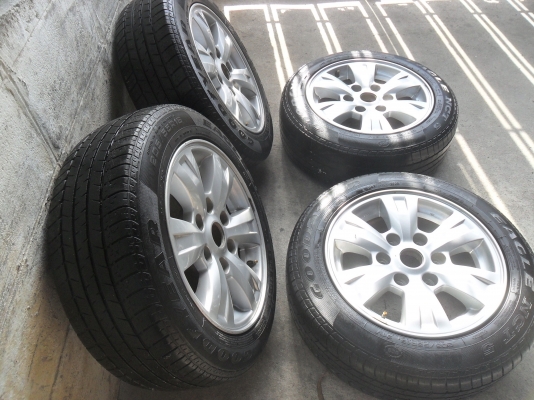 ล้อแม็ก 16นิ้ว 6รูไทตั้นพลัส พร้อมยาง205/55R16ปี10 สวยๆ 4 ล้อ ราคา 6500 บาท ล้อแม็ก 16นิ้ว 6รูไทตั้นพลัส พร้อมยาง205/55R16ปี10 สวยๆ 4 ล้อ ราคา 6500 บาท